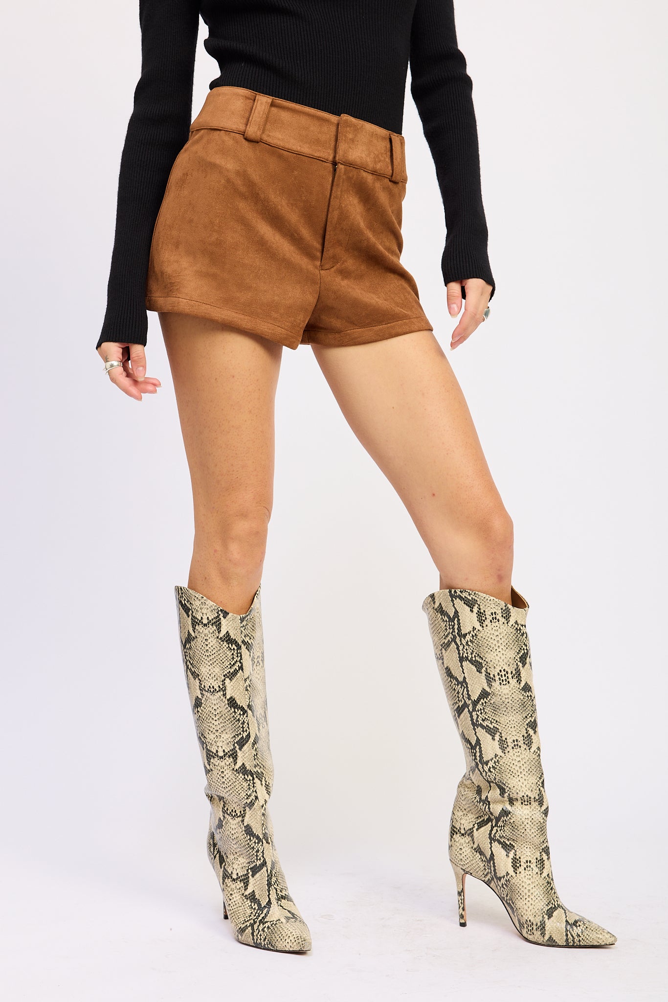 Alethea Shorts